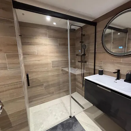 Villa Neuve D'exception 6ch Piscine